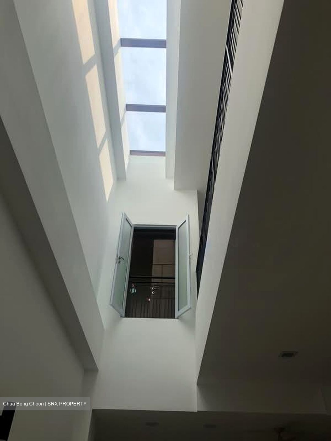 Jin Ding Garden (D16), Terrace #571701161